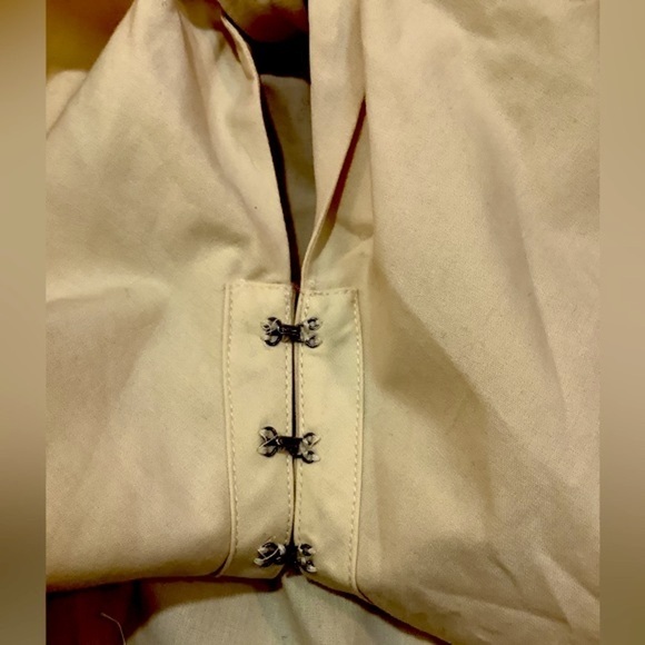 NWT Medium Abercrombie and Fitch V Neck mid sleeve tie blouse - Picture 6 of 8